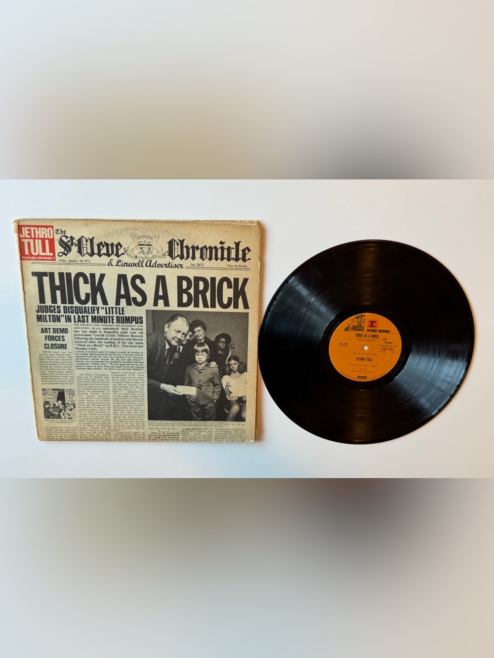 Jethro Tull Thick As A Brick Newspaper Reprise MS 2072 US 1st Press 1972 - Picture 12 of 16